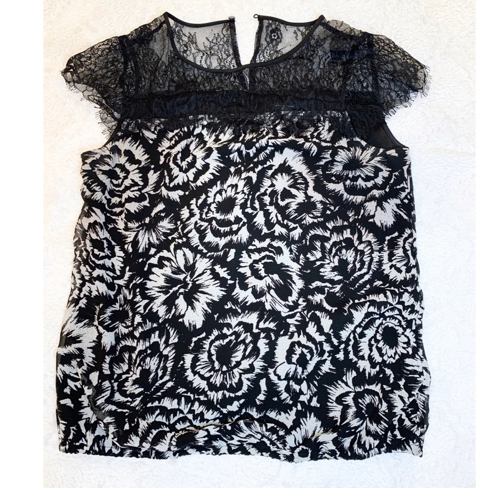 Ann Taylor floral lace blouse - Picture 2 of 3
